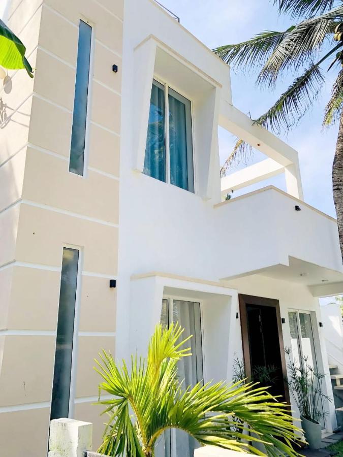 Ayona Beach Villa Katuneriya Luaran gambar