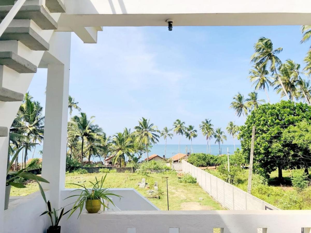 Ayona Beach Villa Katuneriya Luaran gambar