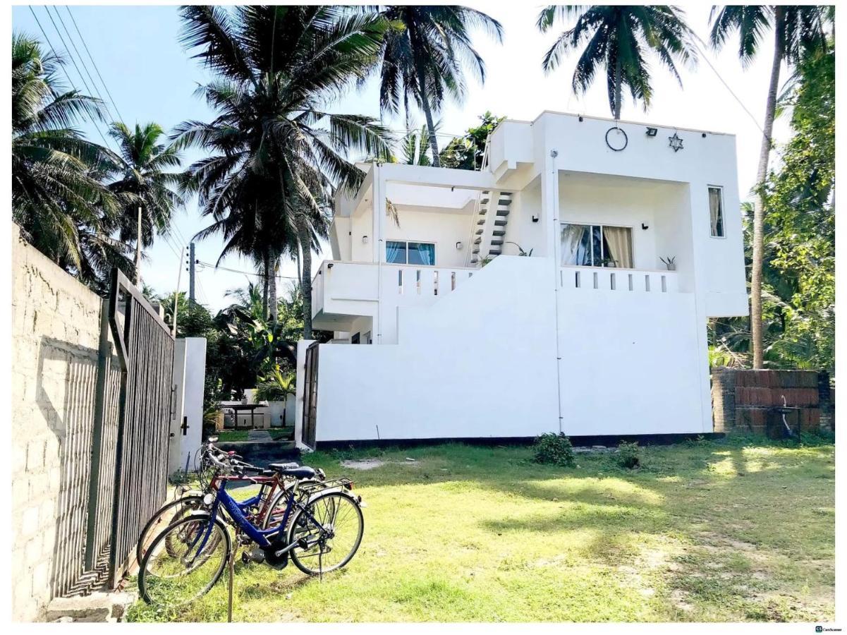 Ayona Beach Villa Katuneriya Luaran gambar
