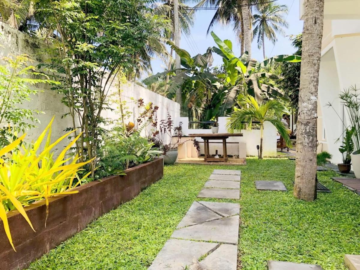 Ayona Beach Villa Katuneriya Luaran gambar