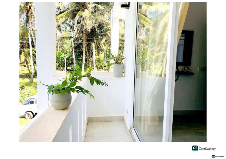 Ayona Beach Villa Katuneriya Bilik gambar